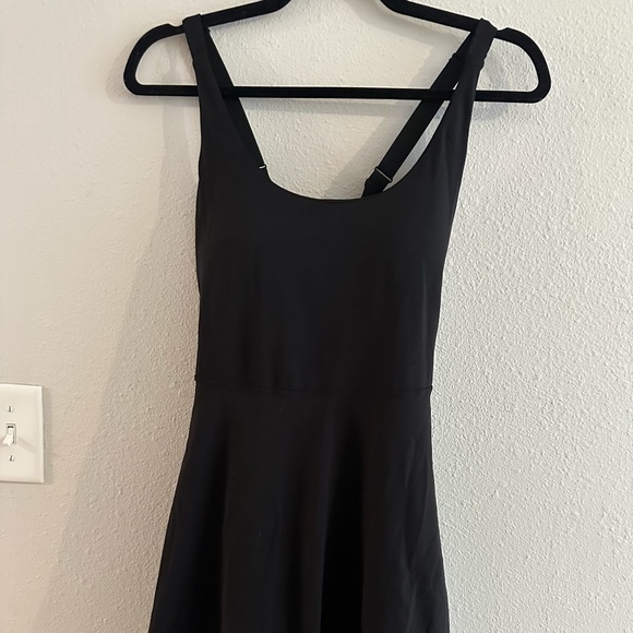 A9 - 483 Luga black tennis dress - Picture 1 of 9